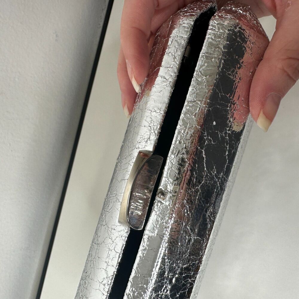 Lulu's Silver Metallic Krinkle Box Snap Close Clutch Purse & Chain Strap - Picture 12 of 16
